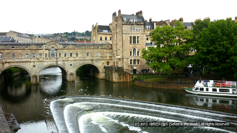 bath pulteney bridge, Cotswolds, England trip