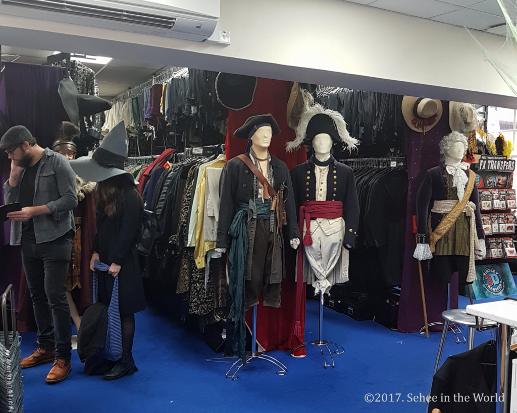 Halloween costume, angels fancy dress, london shop, Sehee in the World